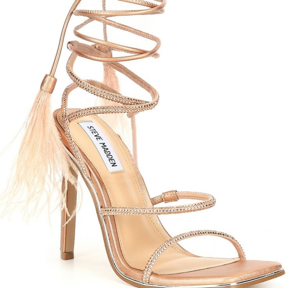 Never worn Steve Madden pink heels size 7.5